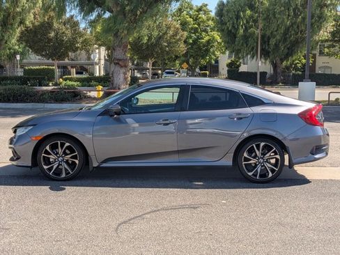 Used 2020 Honda Civic Sport image 9