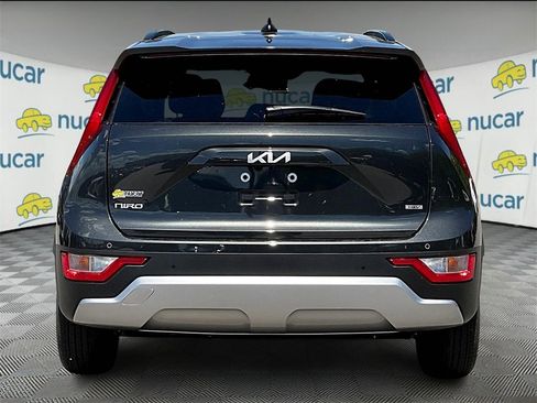 New 2025 Kia Niro EX image 6