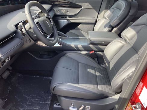 New 2026 Lincoln Nautilus Reserve image 22