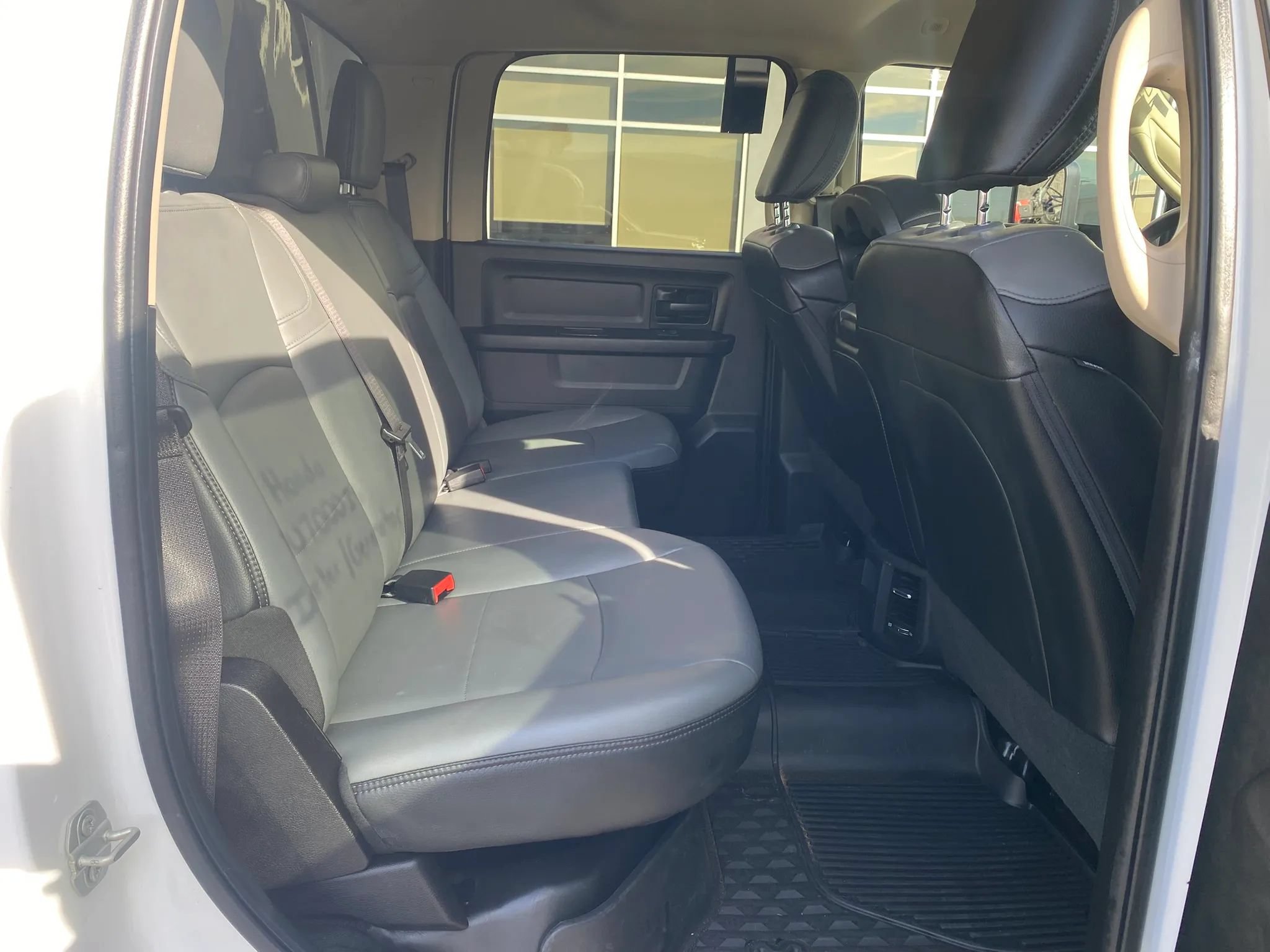 Used 2020 RAM 3500 Tradesman AWD/4WD image 32