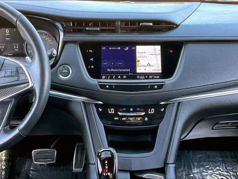 Used 2023 Cadillac XT5 Sportv w/ Technology Package AWD/4WD image 9