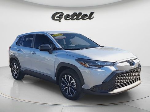 Used 2024 Toyota Corolla Cross AWD Hybrid image 7