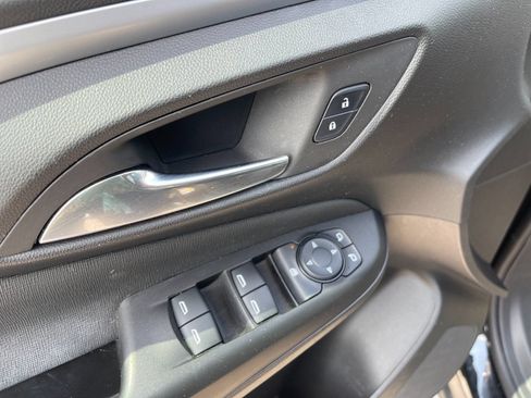 Used 2024 Buick Envista Preferred w/ Advanced Safety Package FWD image 13