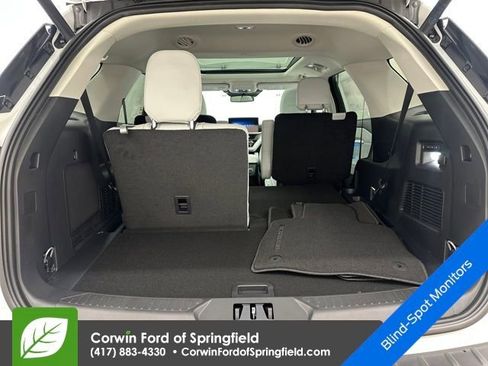 New 2026 Ford Explorer Platinum w/ LUX Leather Package image 18