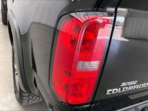 Used 2017 Chevrolet Colorado Z71 AWD/4WD image 26