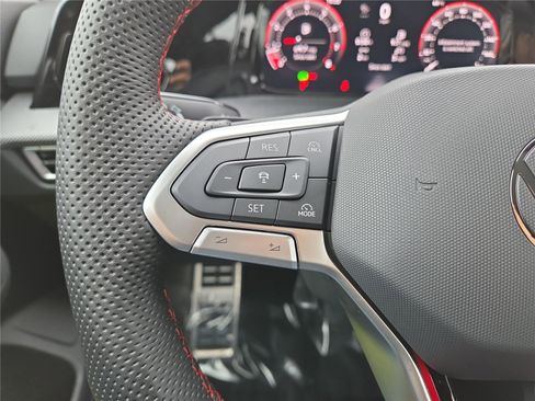 New 2026 Volkswagen GTI SE image 16