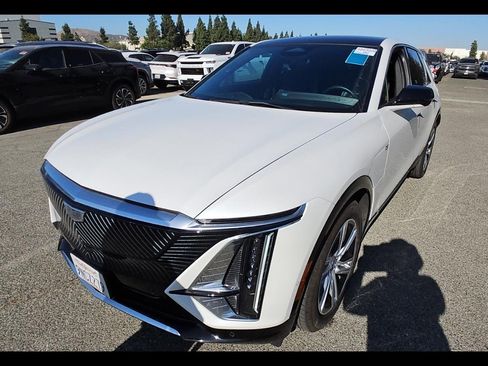 Used 2024 Cadillac Lyriq Tech w/ Driver Assist Package RWD image 1