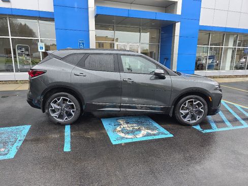 Used 2019 Chevrolet Blazer RS w/ LPO, Floor Liner Package image 9