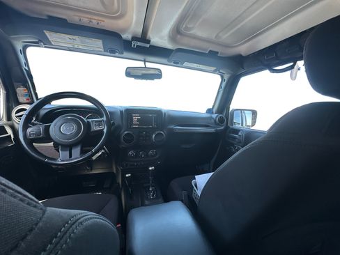 Used 2014 Jeep Wrangler Unlimited Sport w/ Quick Order Package 24S AWD/4WD image 11