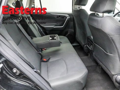 Used 2024 Toyota RAV4 LE image 22