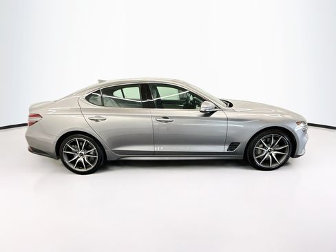 Used 2025 Genesis G70 2.5T RWD image 10