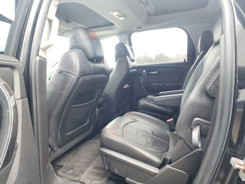 Used 2016 GMC Acadia SLT w/ Premium Edition image 4