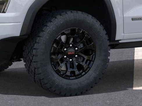 New 2026 GMC Canyon Elevation w/ Convenience Package image 9