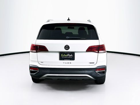 Used 2022 Volkswagen Taos SE AWD/4WD image 7