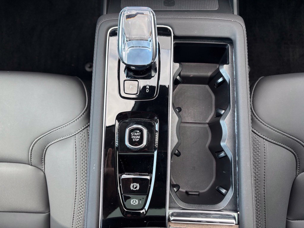 Certified 2026 Volvo XC90 B6 Core w/ Protection Package Premier AWD/4WD image 31
