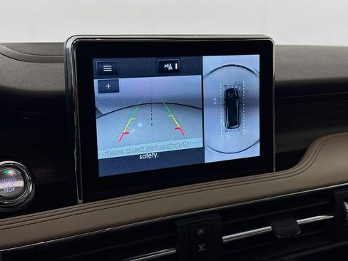 Used 2021 Lincoln Corsair Reserve image 15