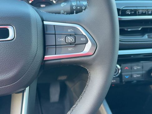 New 2026 Jeep Compass Latitude image 26