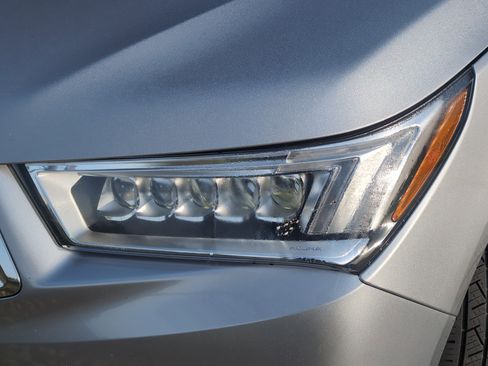 Used 2019 Acura MDX FWD w/ Advance Package image 6