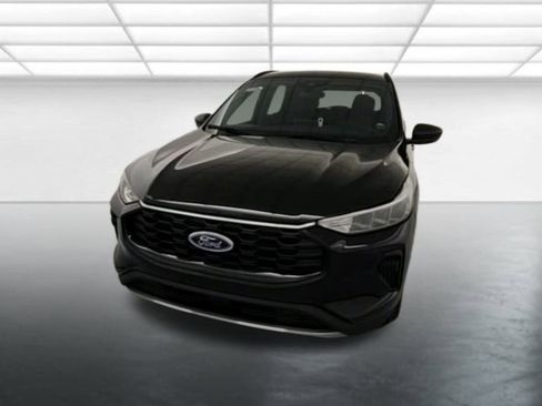 New 2026 Ford Escape ST-Line w/ Cold Weather Package AWD/4WD image 3