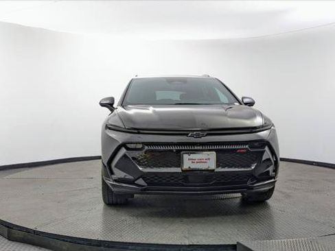 Used 2025 Chevrolet Equinox EV RS w/ Convenience Package II FWD image 12