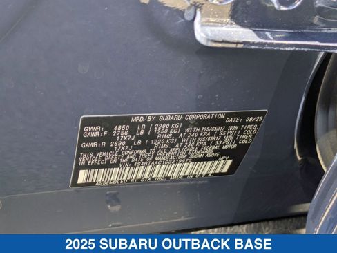 Certified 2025 Subaru Outback AWD/4WD image 36