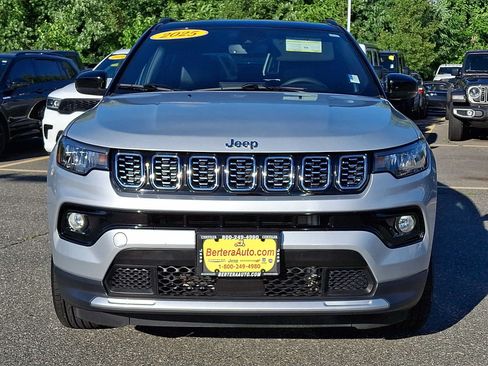 Certified 2025 Jeep Compass Limited AWD/4WD image 2