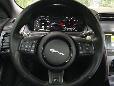 Used 2023 Jaguar F-TYPE R AWD/4WD image 21