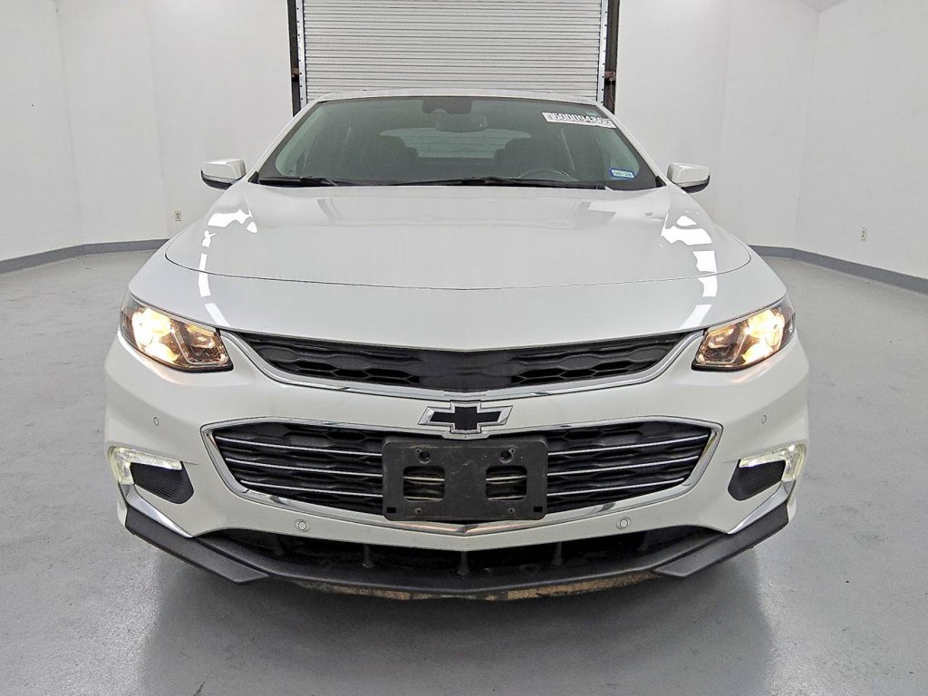 Used 2018 Chevrolet Malibu Premier w/ Premier Sun and Wheel Package FWD image 6