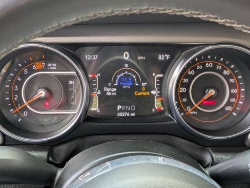Used 2023 Jeep Wrangler Unlimited Sahara AWD/4WD image 22
