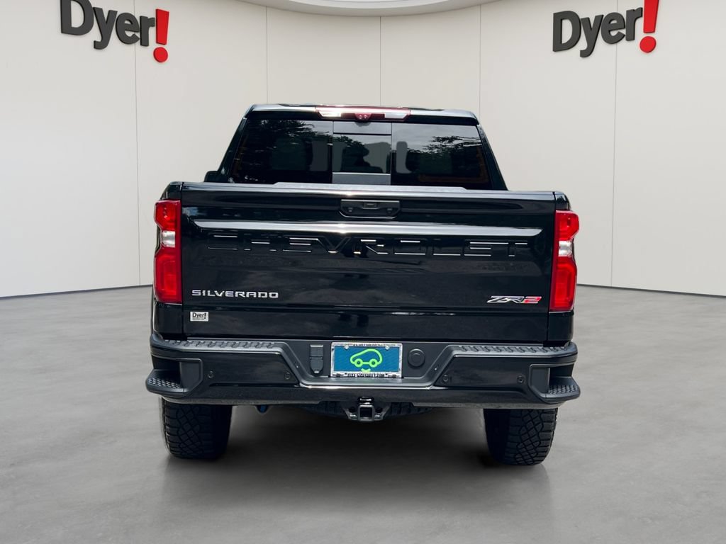 Used 2023 Chevrolet Silverado 1500 ZR2 w/ Technology Package AWD/4WD image 4