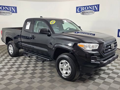 Used 2023 Toyota Tacoma SR image 8