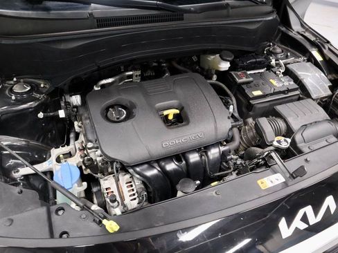 Used 2023 Kia Seltos LX image 15