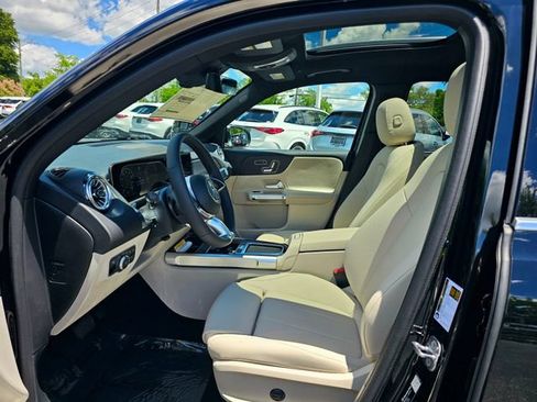 New 2026 Mercedes-Benz GLB 250 4MATIC image 15