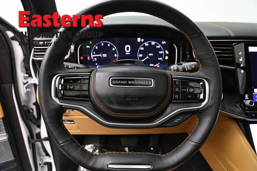 Used 2025 Jeep Grand Wagoneer Series III w/ Rear Seat Video Group 1 AWD/4WD image 11