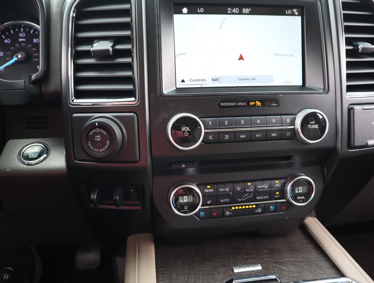 Used 2018 Ford Expedition Limited w/ Equipment Group 301A RWD image 52