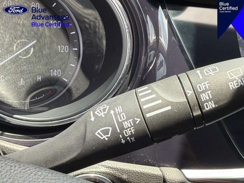 Used 2023 Buick Encore GX Select w/ Sport Touring Package FWD image 32