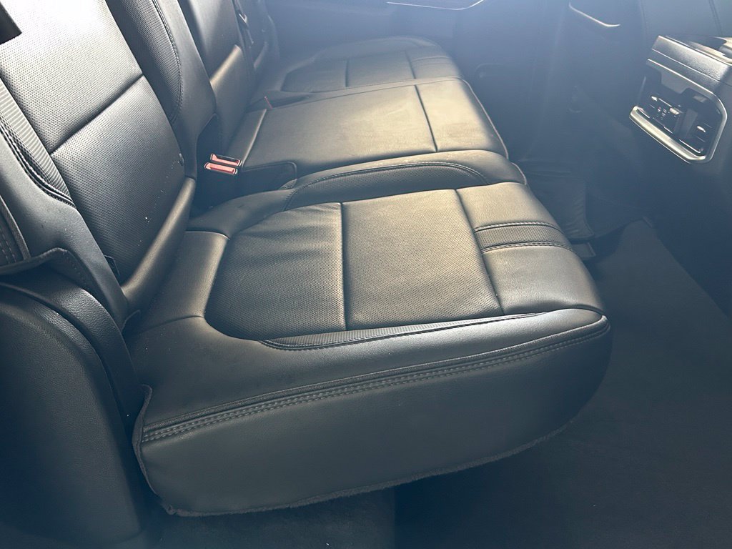 Used 2022 Chevrolet Silverado 3500 High Country w/ Technology Package AWD/4WD image 52