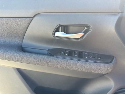 New 2026 Nissan Kicks SV image 20