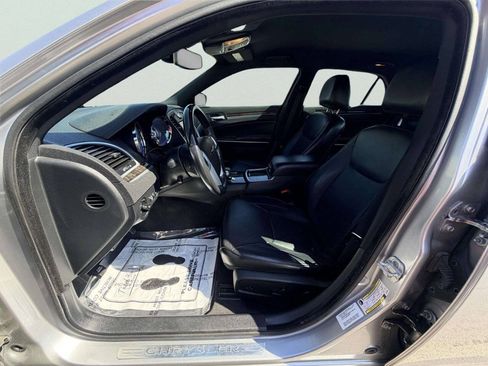 Used 2014 Chrysler 300 C w/ Light Group AWD/4WD image 13