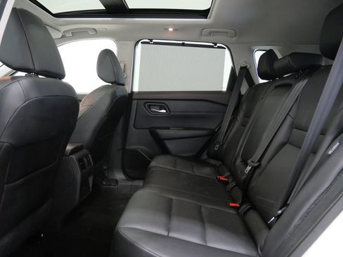 Used 2022 Nissan Rogue SV w/ SV Premium Package AWD/4WD image 20