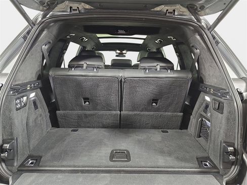 Certified 2024 BMW X7 xDrive40i w/ Premium Package image 12