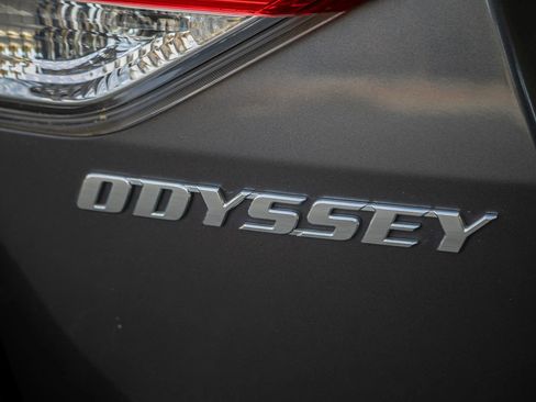 Used 2016 Honda Odyssey EX image 16