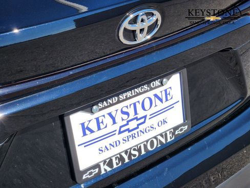 Used 2025 Toyota Corolla LE image 11