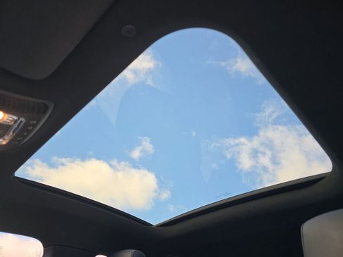 Used 2022 Mercedes-Benz CLA 35 AMG 4MATIC image 3