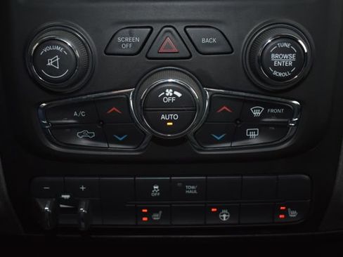 Used 2020 RAM 1500 Express w/ Wheel & Sound Group AWD/4WD image 30