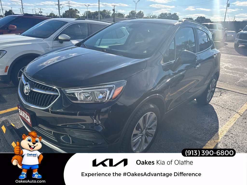 Used 2020 Buick Encore Preferred FWD image 1