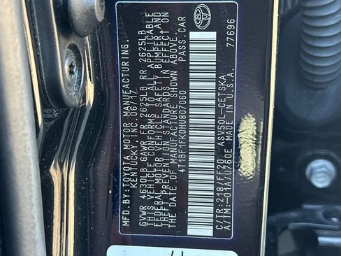 Used 2017 Toyota Camry SE image 34