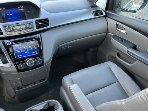 Used 2014 Honda Odyssey EX-L image 31