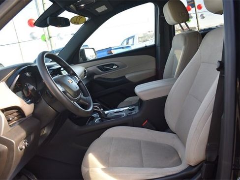 Certified 2022 Chevrolet Traverse LS image 21