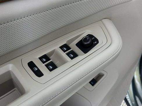 New 2026 Volkswagen Atlas SE AWD/4WD image 18